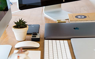 爱游戏体育平台-特色极限攀爬——高空钢索挑战活动火热进行，高空攀岩绳索上升工具用法